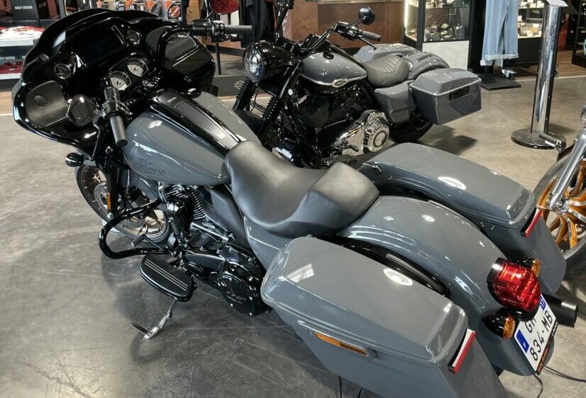 Lire la suite à propos de l’article ROAD GLIDE ST 2022